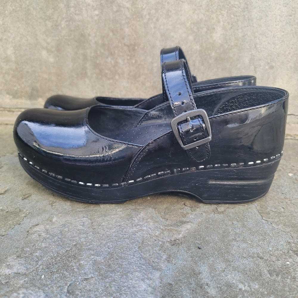 Dansko Black Patent Leather Mary Jane Clogs Size EU 37
